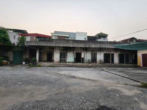 Tìm khách thuê kho, 700m2, mt25m, 45km2, thị trấn đông 7750931