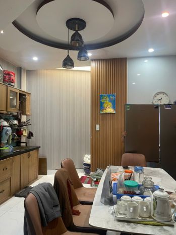 Kiệt ô tô 30m ra mt cách mạng tháng 8, 50m2, 3 tầng còn 7750998
