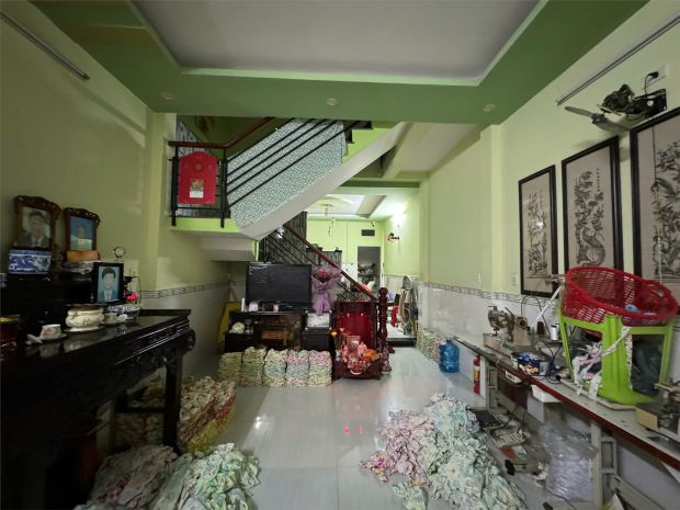 Nhà đẹp  giá tốt  chính chủ cần bán tại d1622, đường 7751460