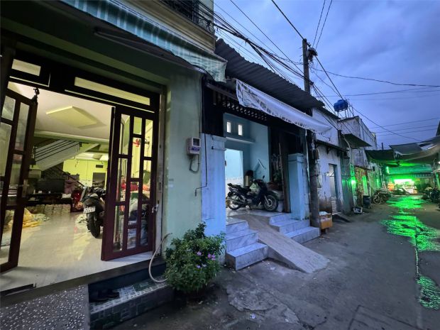 Nhà đẹp  giá tốt  chính chủ cần bán tại d1622, đường 7751463