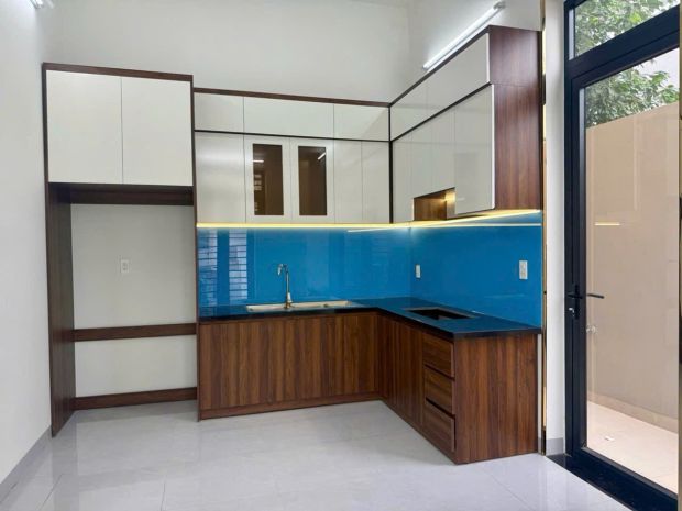 Nhà đẹp  cần bán nhanh căn nhà đường số 4 phường long 7751957