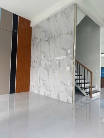 Nhà đẹp  cần bán nhanh căn nhà đường số 4 phường long 7751958