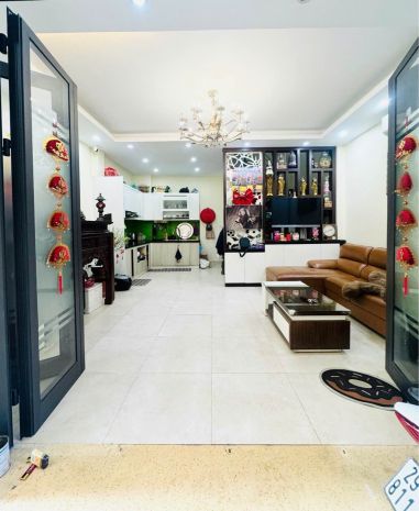 Hoa hậu ngọc thụy 7 tỷ 35m ô tô đỗ cửa,long biên 7752493