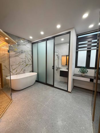 Ban nha măt tiên 1 lưng 5 lâu 4.2x15.5m gia nhinh 9 7752773