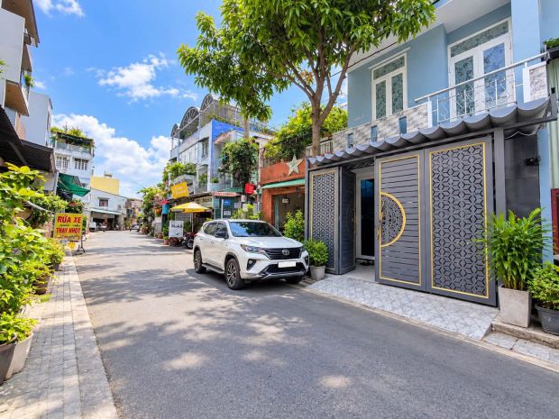 Bán nhà mặt tiền hoàng xuân nhị 117m², ngang8m, giá 9.x tl 7752886
