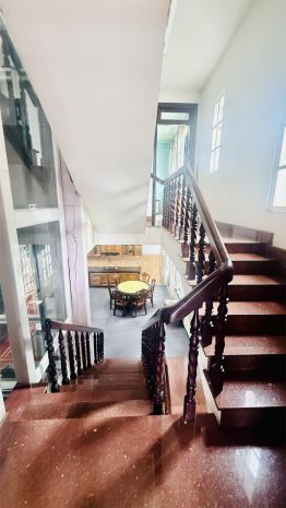 Dương quảng hàm, lô góc, hẻm xe tải tránh, dt 115m2, thang 7753102