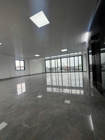 Tòa nhà mặt phố hồng tiến  building 10 tầng- mặt tiền 8m 7753350