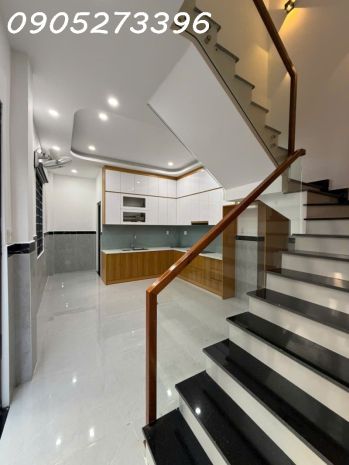 Hàng nóng hiếm 2 mặt tiền đường nhựa  đối diện chợ tân 7753361