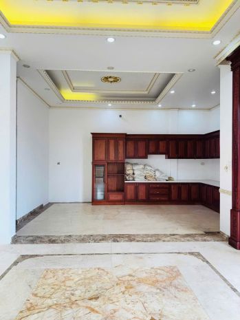 Biệt thự sân vườn thạnh lộc 37, q12 - tổng 731m² gồm 7pn, 7753722