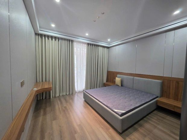 Tòa nhà phân lô hoàng văn thái  45m²  mt 4,5m  8 tầng 7754787