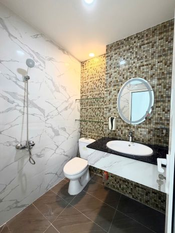 Nhà đẹp  giá tốt  cần bán nhanh nhà 21125 đường hoàng 7755341