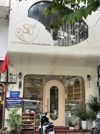Sang nhượng spa  nail  mi đang hoạt động tại cửa nam, hà 7756281