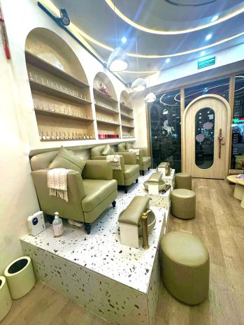 Sang nhượng spa  nail  mi đang hoạt động tại cửa nam, hà 7756282