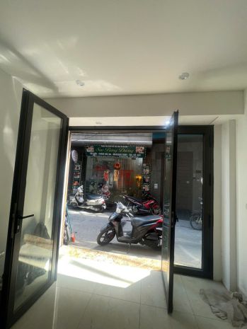 Cho thuê nhà đào tấn  ba đình  40m²  6 tầng  thang máy 7756493