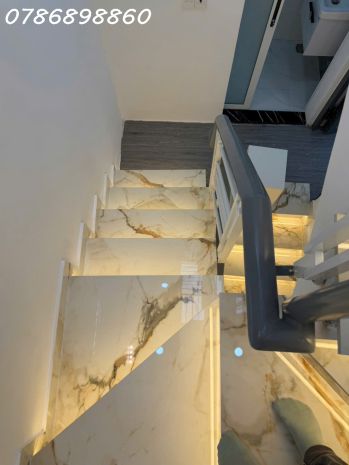 Bán nhà mới đẹp 4 tầng giá 3,5 tỷ  hẻm 1056  huỳnh tấn 7756608