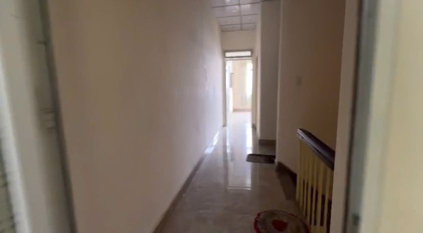 Cho thuê nhà 2 mặt tiền 8 phòng trung tâm giá 30 triệu tại 7757136