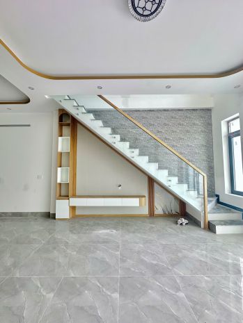 Bán nhà cuối đường đồng khởi, sổ hồng riêng, full thổ cư 7757378