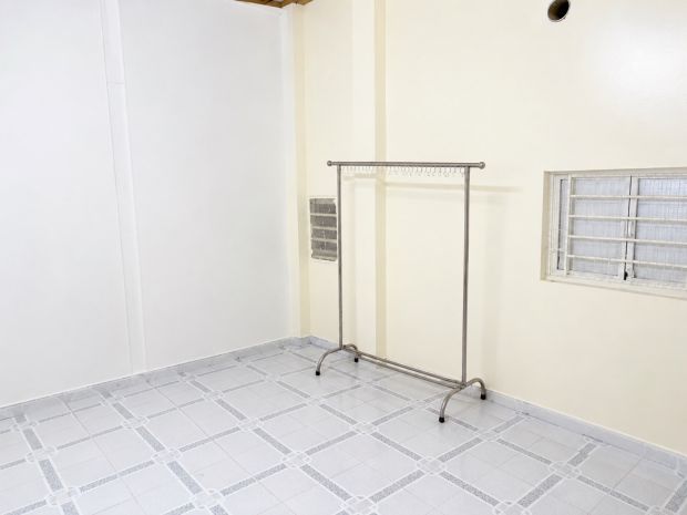 Bán nhà 58m2 ,xvnt bình thạnh , hàng xanh 6pn hẻm thông d2 7758754