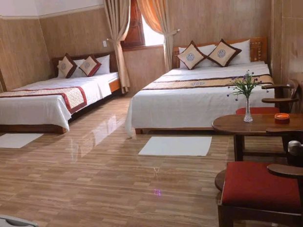 Bán khách sạn 5 tầng  18 phòng - đang kinh doanh, dòng 7759164