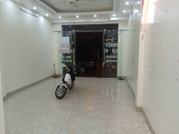 Chính chủ cần bán nhà 5 tầng  mặt đường đổ chính, đông 7759607