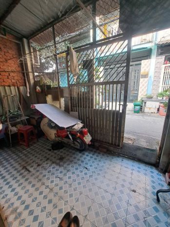 Bán đất tặng nhà  đ số 10 bhh  gần aeon tân phú gần chợ 7759661
