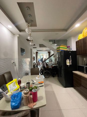 Mặt tiền đối diện bến xe quận 8, đường tạ quang bửu, 4x16, 7759727