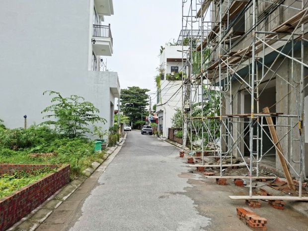 Chính chủ bán đất thổ cư mặt ngõ 138 đường nam hải, đông 7760517