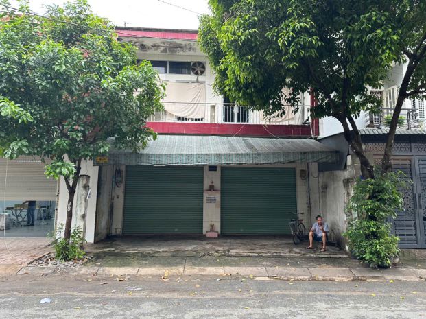 Nhà đẹp  giá tốt   chính chủ cần bán tại 98-100, phố 7762760