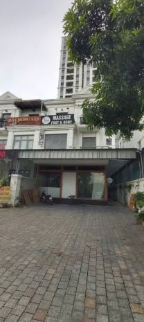 Cho thuê biệt thự  vinhomes the harmony 180m2* 4 tàng  mt 1 7762818