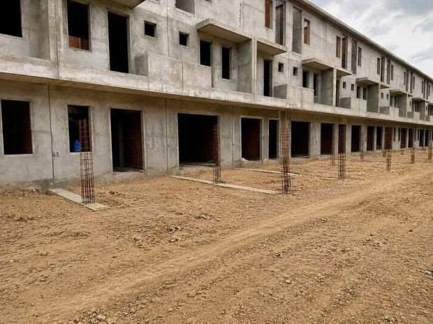 Dt 5  30m , trệt 2 lầu, hoàn công đầy đủ fiesta central 7763949
