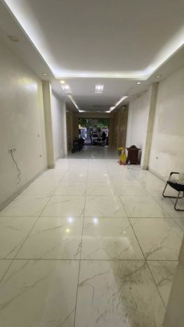 Cho thuê nhà liền kề yên hòa  cầu giấy  80m²  6 tầng 7764784