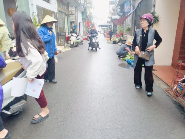 Bán đất đức giang 50m 7 tỷ ô tô qua nhà,sỏ đỏ long biên 7765142