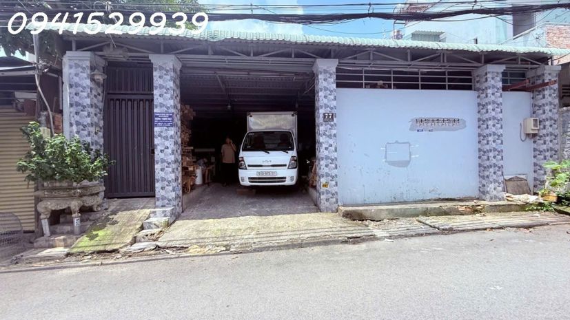 Nhà 2 tâng mặt tiền đs gần bv thủ đúc -pham văn đồng -dt 7765453