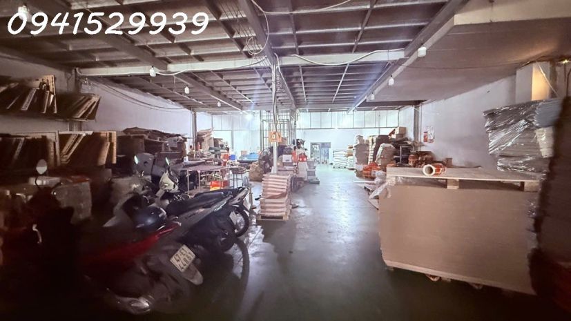 Nhà 2 tâng mặt tiền đs gần bv thủ đúc -pham văn đồng -dt 7765455