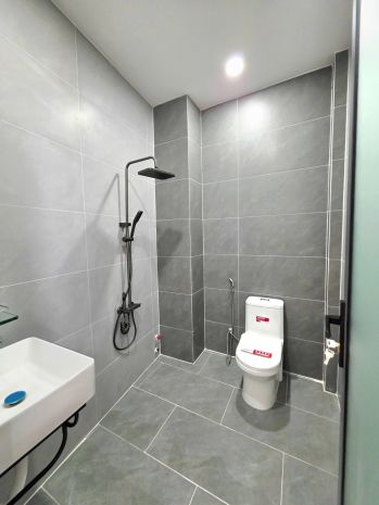 Nhà 3 tầng - 56m2 - 4x14m- sổ đẹp hoàn công đủ - giá chỉ nhỉ 7766135