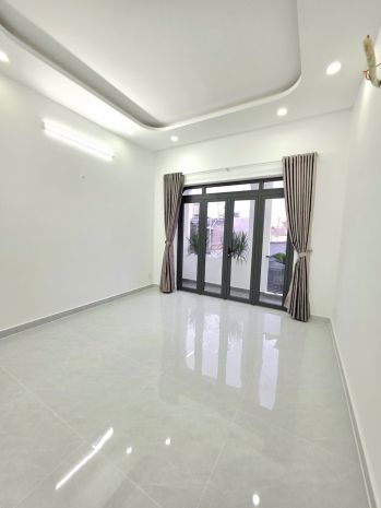 Nhà 3 tầng - 56m2 - 4x14m- sổ đẹp hoàn công đủ - giá chỉ nhỉ 7766137