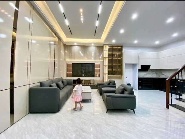 10.99 tỷ bán gấp nhà phân lô vỉa hè ô tô tránh 45m2x7 7769214