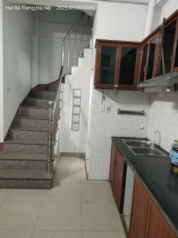Cho thuê gấp lâu dài giá rẻ nguyên căn cát linh 17m, 3 7770370