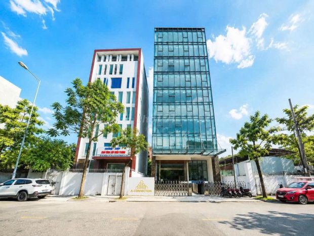 Cho thuê văn phòng 226 m²  lh  0903681181 7770670
