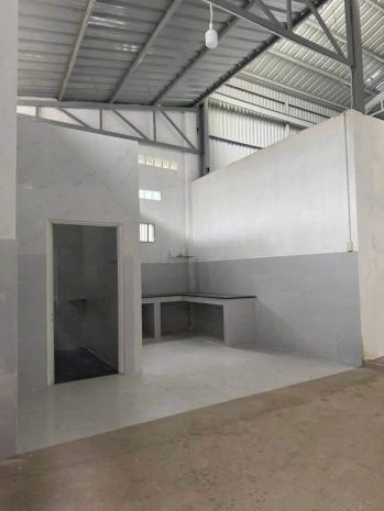 Cho thuê xưởng bà điểm đường xe container  xưởng sạch đẹp 7770997
