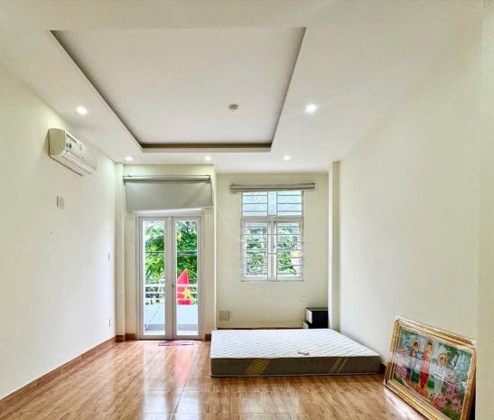 Mặt tiền bông sao đối diện công viên 4x16 hoàn công đủ 4 7771363