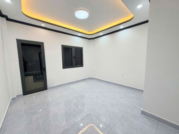 Gấp bán nhà chế lan viên tân phú 100m ra mặt tiền hẻm ô tô 7771704