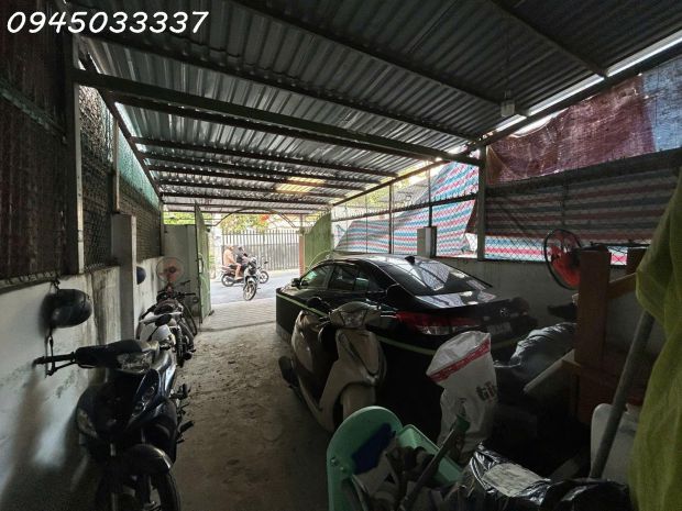 Bán nhà 2 tầng đường chuyên dùng 9 quận 7, dt 159m2 4.3m x 7771965