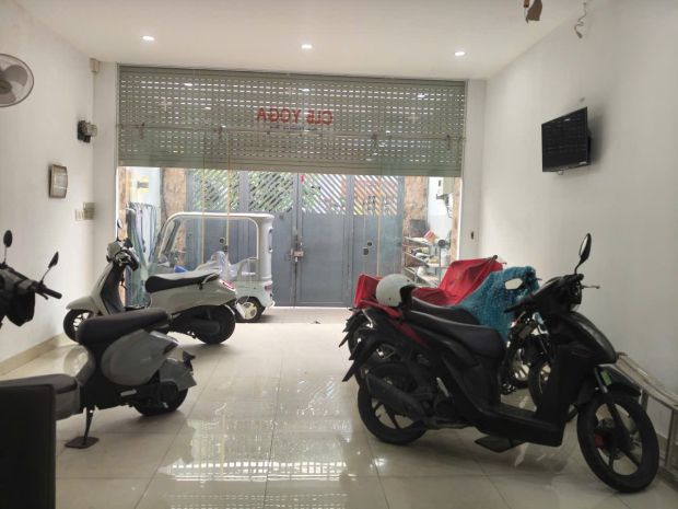 Bán nhà mặt tiền đường số 10  bình tân  dòng tiền 30 7772139