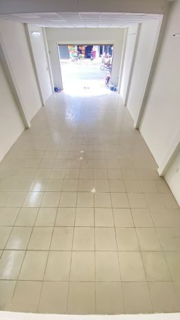 Cho thuê nhà mặt tiền kinh doanh 130 phạm văn bạch  tân 7772897