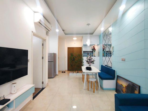 Cho thuê chung cư luxgarden, 370 nguyễn văn quỳ, p. phú 7773062