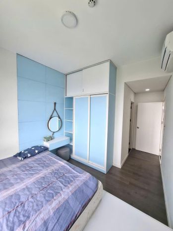 Cho thuê chung cư luxgarden, 370 nguyễn văn quỳ, p. phú 7773063