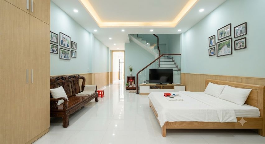 Đối diện sân golf tân sơn nhất - 74m² - 4 tầng - hẻm xe hơi 7773132