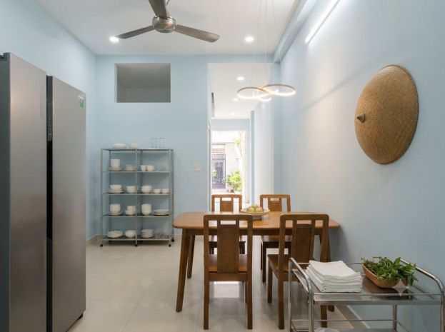 Đối diện sân golf tân sơn nhất - 74m² - 4 tầng - hẻm xe hơi 7773134