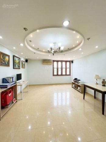 Khu vip q.1 mặt tiền kinh doanh đa ngành trung tâm quận 1 7773280